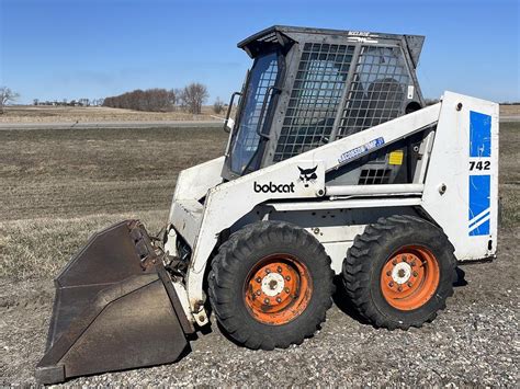 bobcat 742 skid steer specs|742b bobcat for sale craigslist.